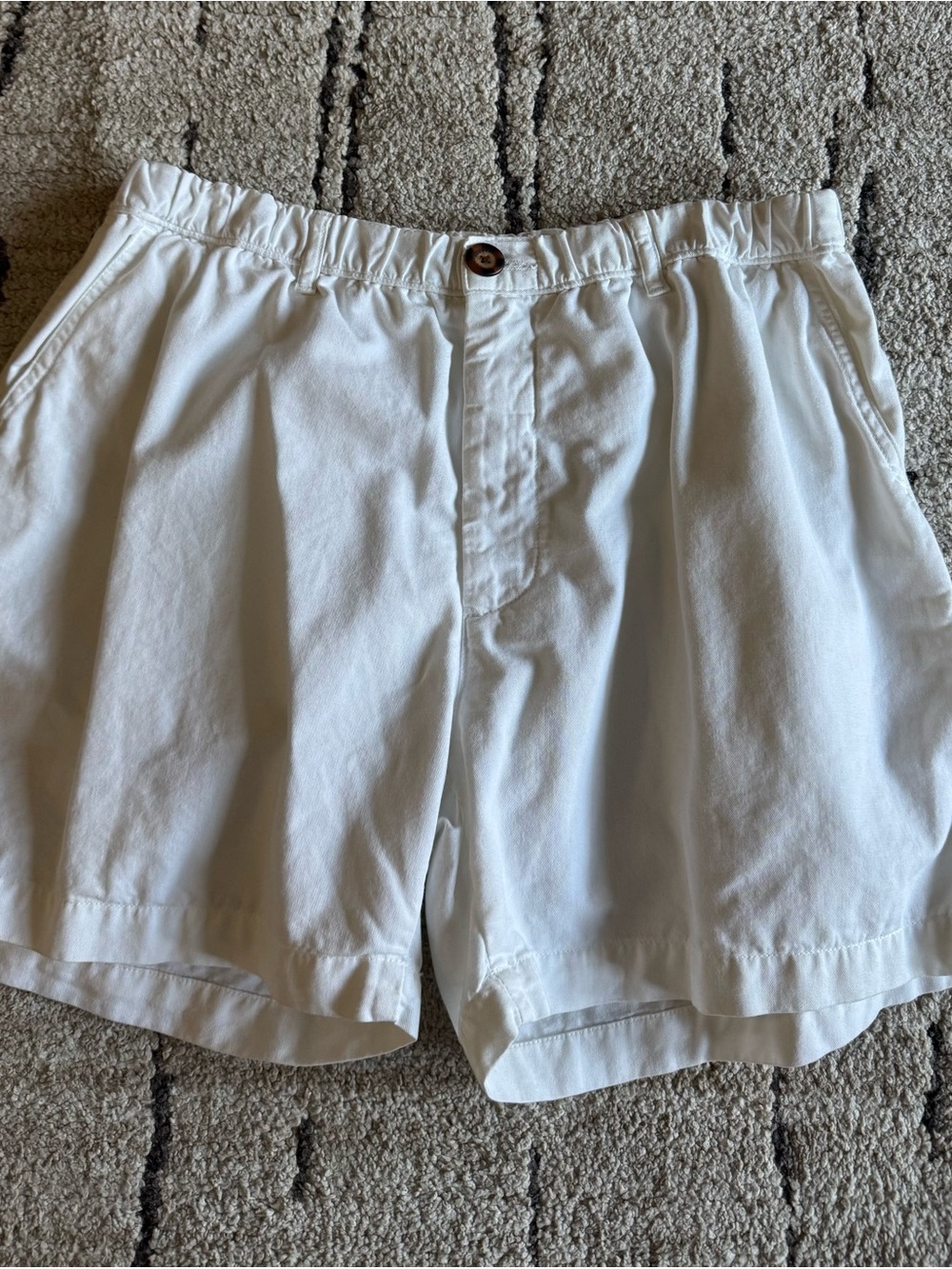 chubbies White Flat Front Casual Shorts